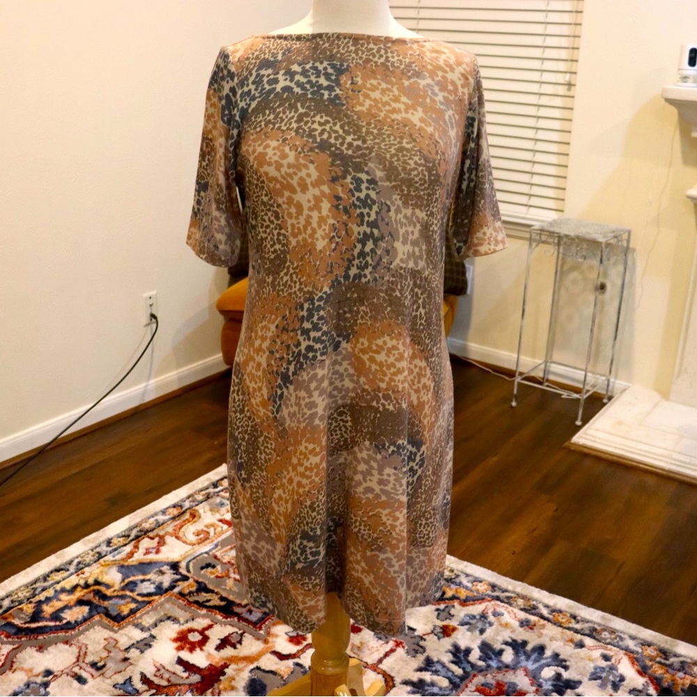 Mid sleeve lightweight sweater dress
